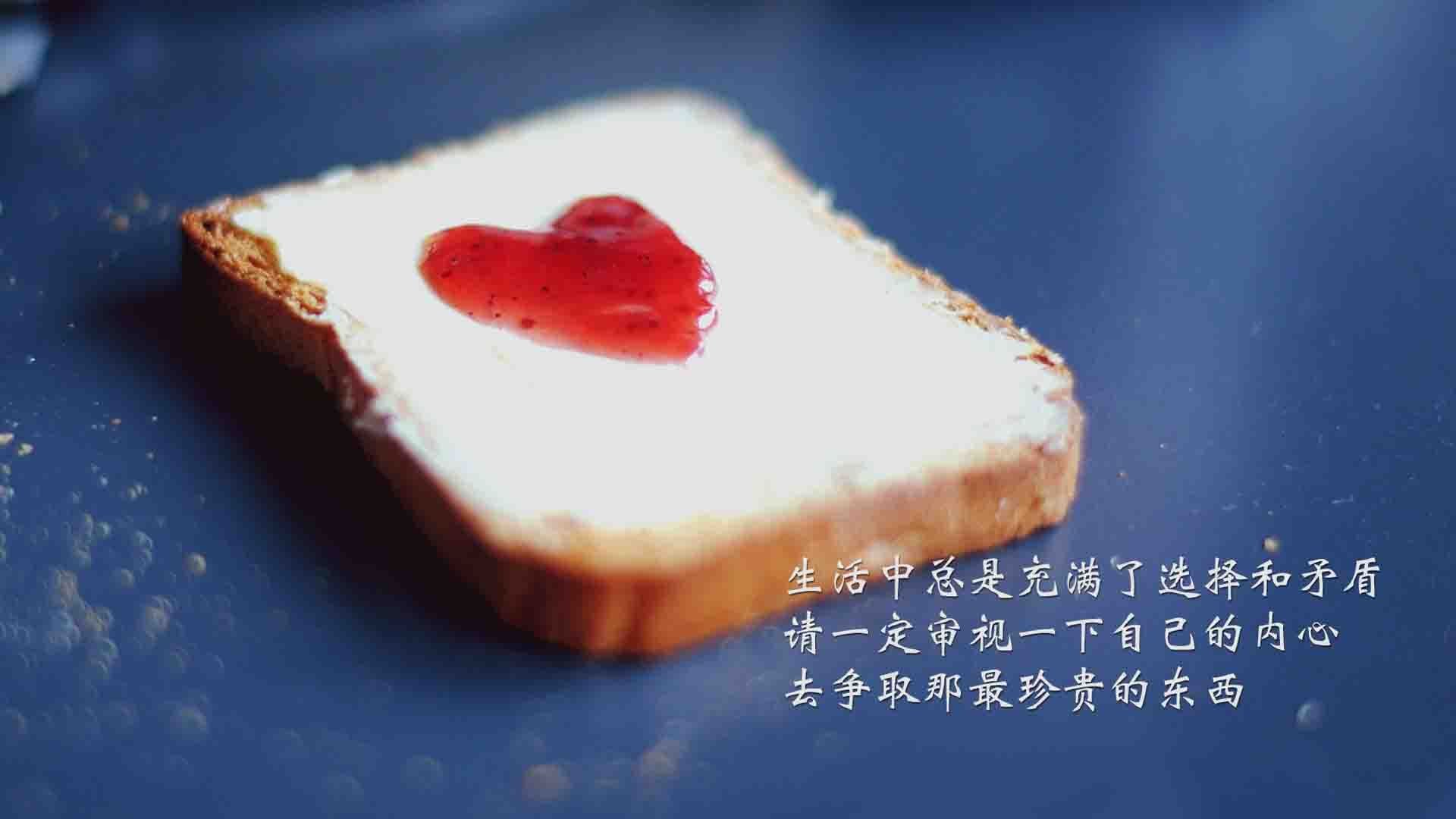 一战双城记,当胜利的轰鸣遇见成长的巨响