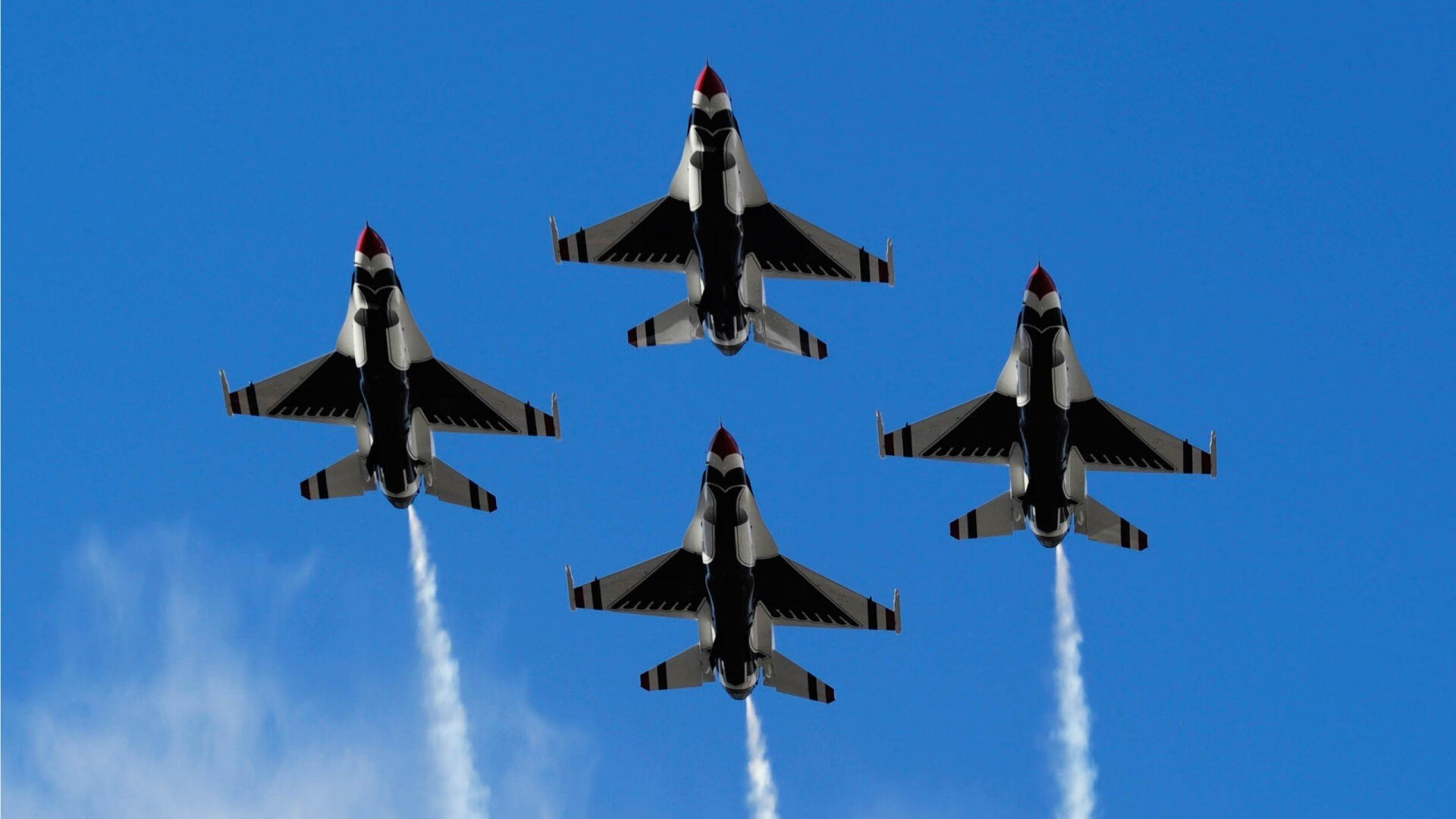 利拉德81分弑神之战！广厦防线在他面前如同虚设